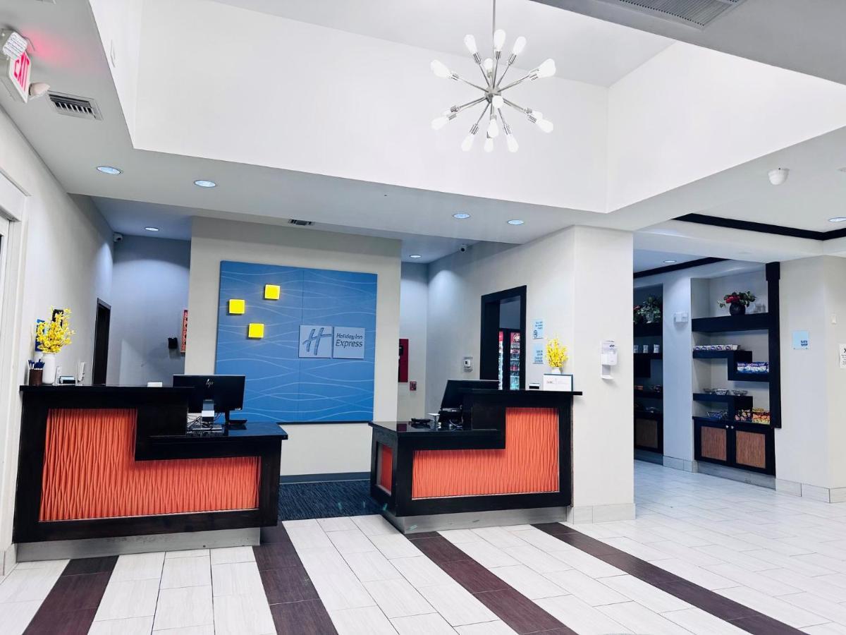 Hotel Express & Houston East - Baytown, An Ihg Baytown